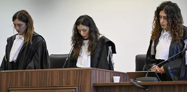 火狐电竞总刑期2200年！30年来最大规模黑手党判决：为了女儿成“背叛者”(图2)