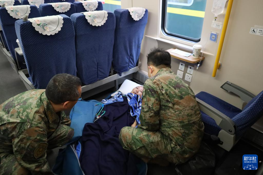 火狐电竞“感谢中老铁路让我妈妈能够平安回国治疗”——中老铁路成为重要绿色生命通道(图2)