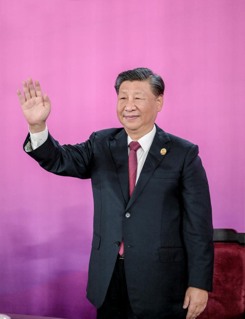 火狐电竞2023年新华社年度照片•领航(图18)